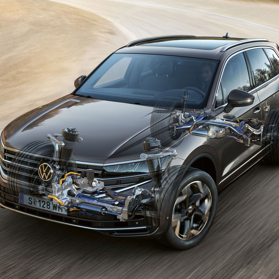 Grafik zeigt die Allradlenkung vom VW Touareg.